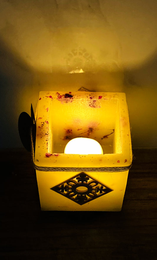 vela Fanal / vela hueca "Armonía Floral" con Aplique de Madera