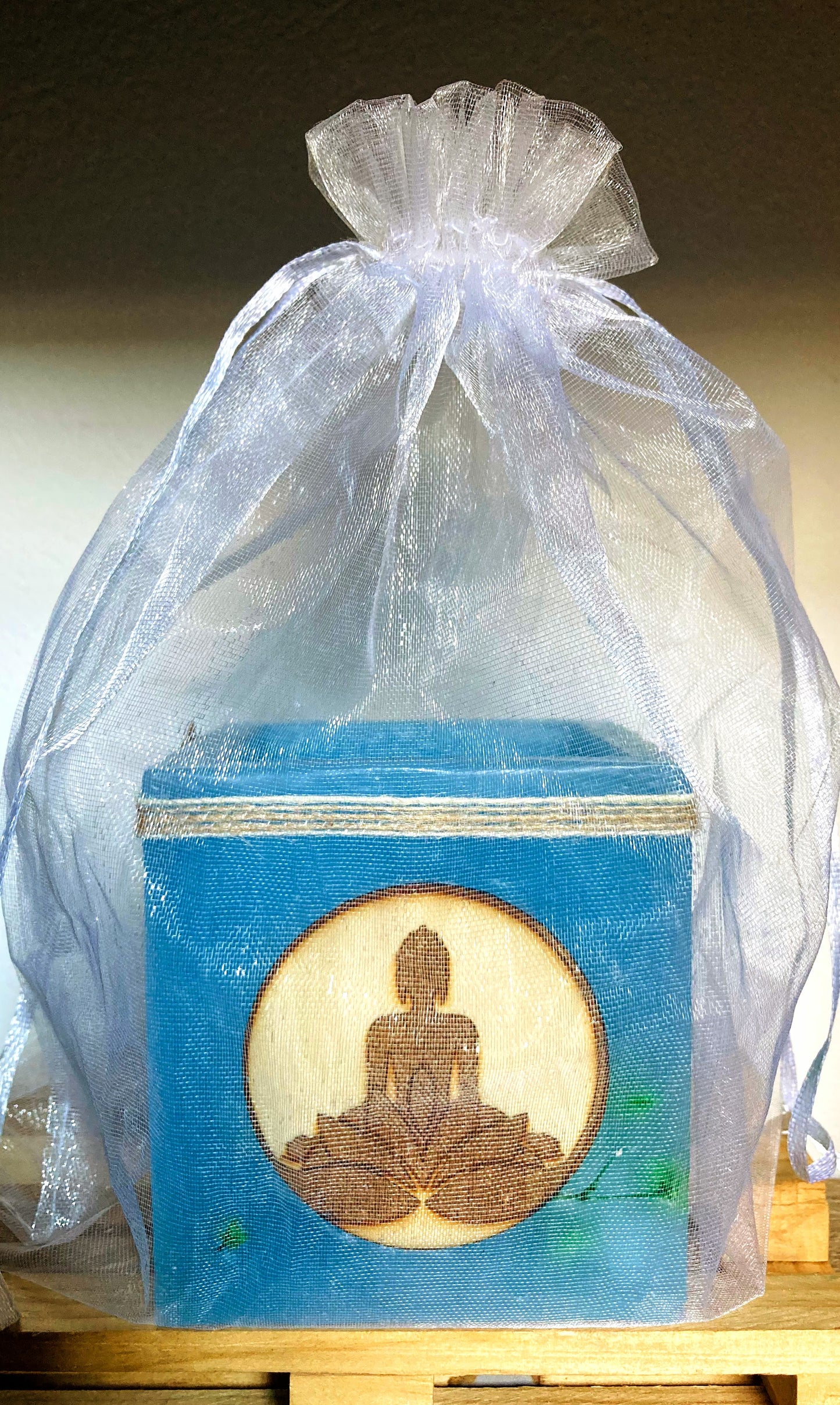 Fanal de cera / vela hueca -  con Flores Secas y Buda de Madera, Aroma Floral