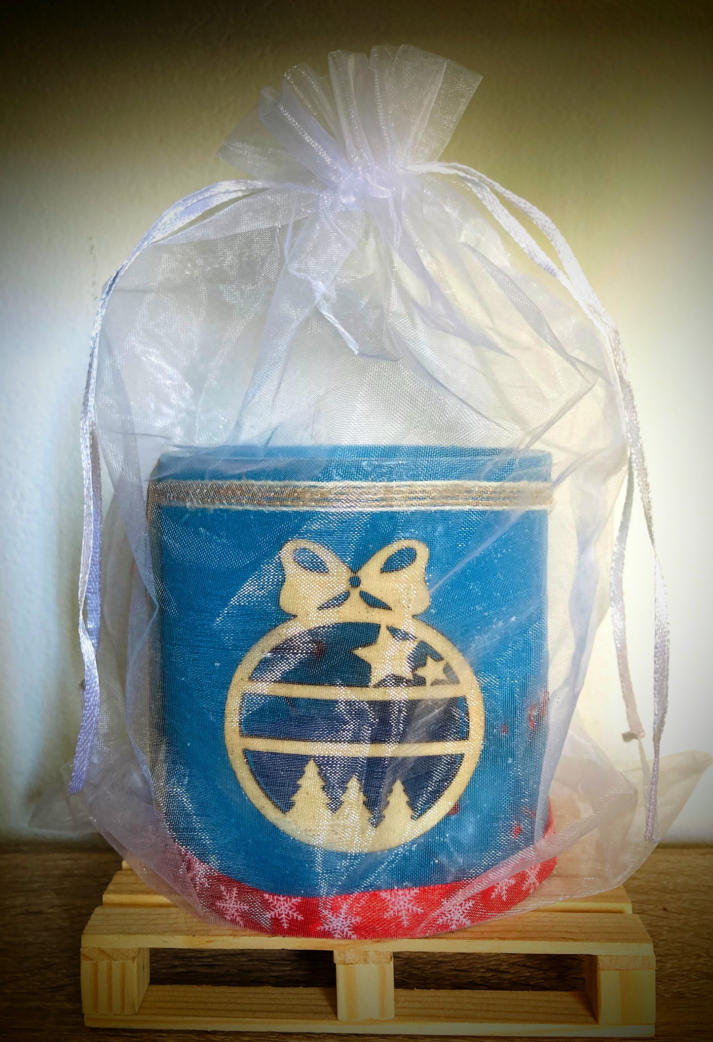 Vela hueca / Fanal de Cera Navideño con Aroma a Rosas