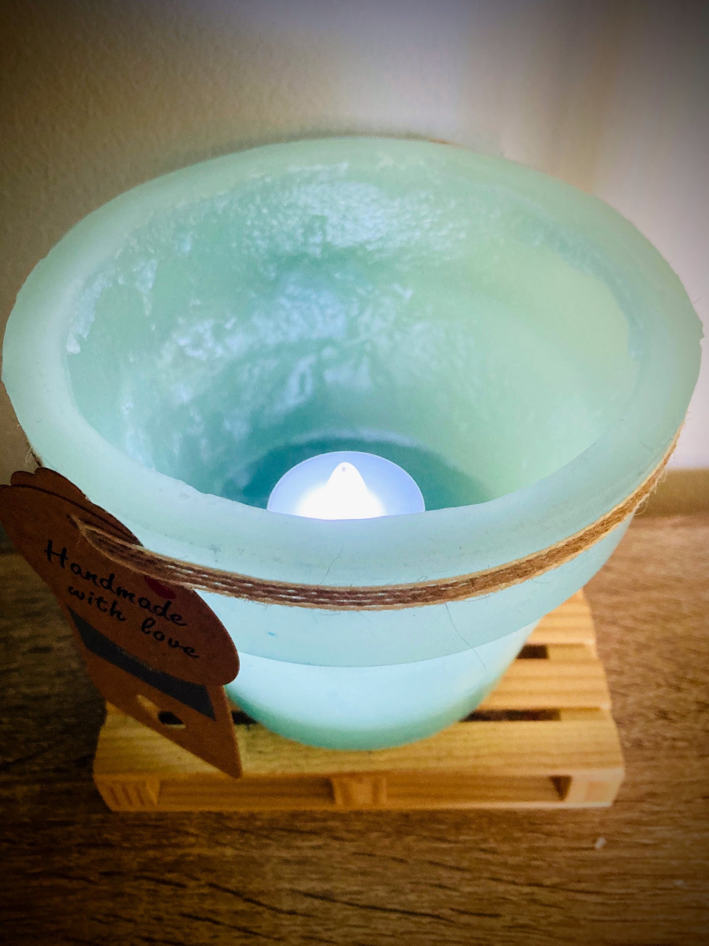 Vela hueca, fanal de cera artesanal con forma de maceta – Lilinnight