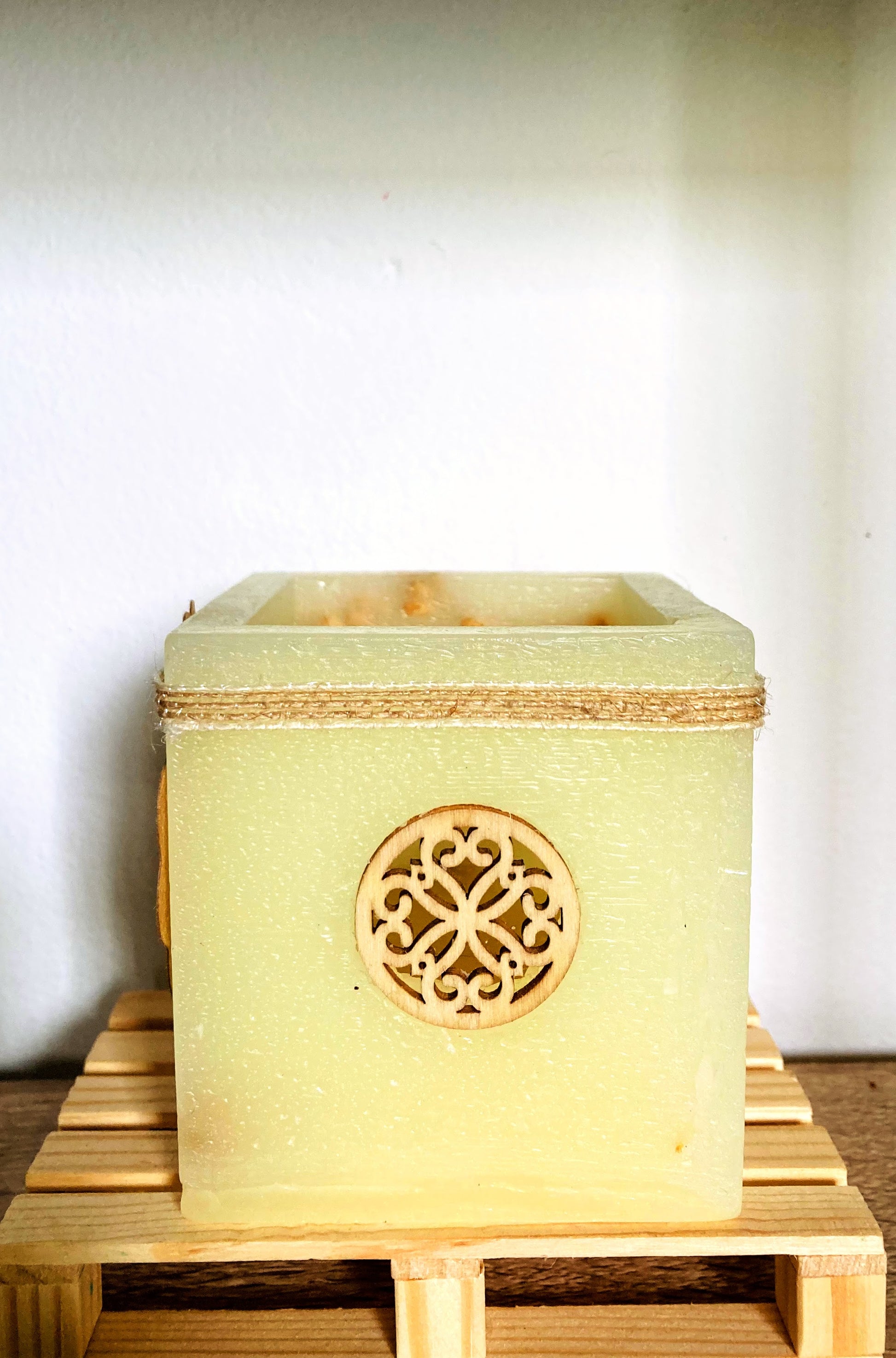 vela hueca, fanal de cera, velas huecas, velas lilinight