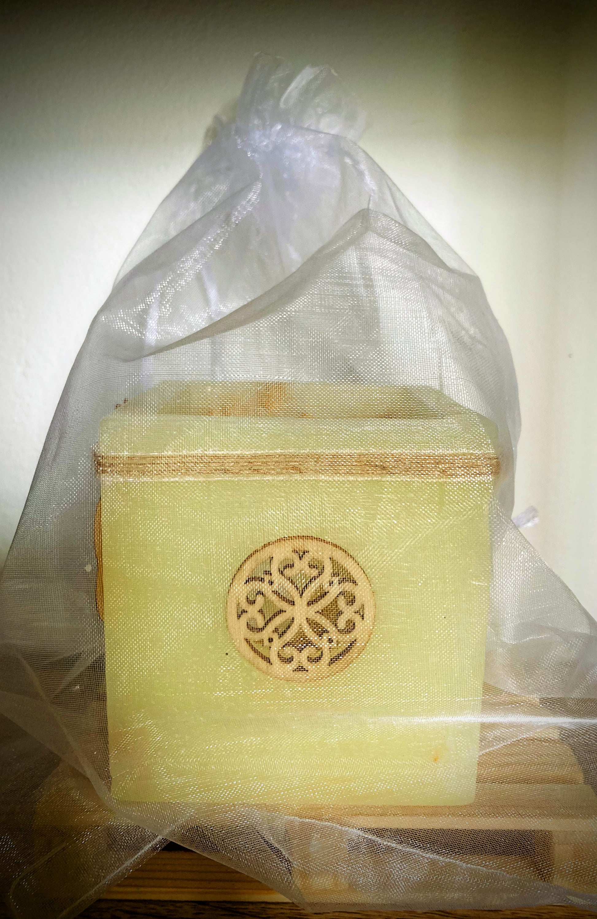 vela hueca, fanal de cera, velas huecas, velas lilinight