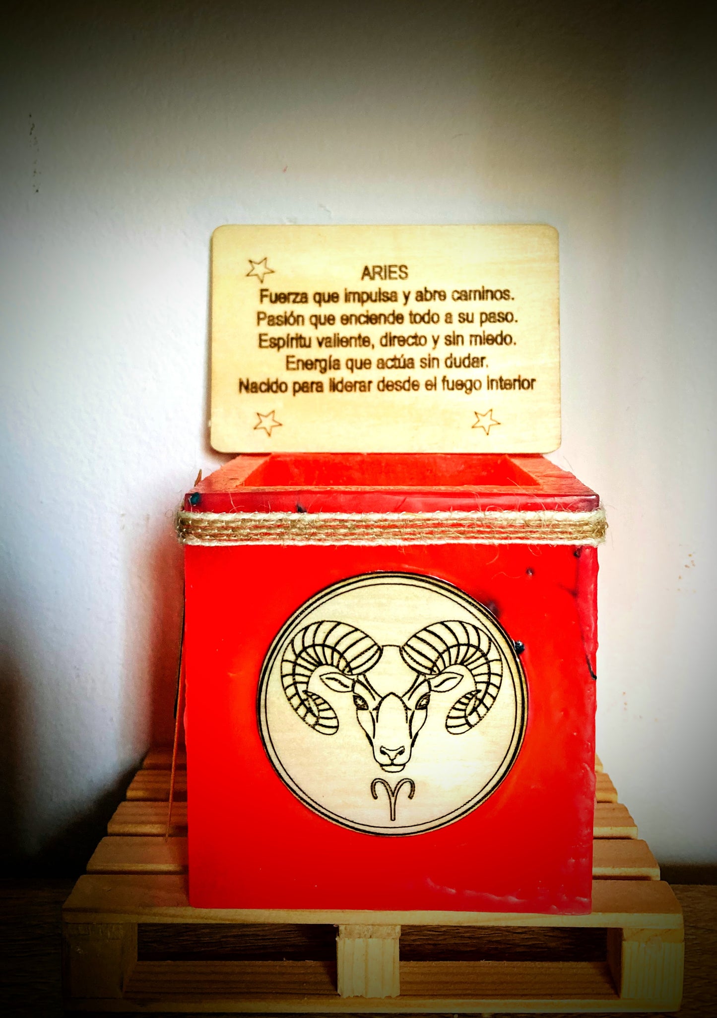 Fanal de cera / vela hueca con signo del Zodiaco -Aries