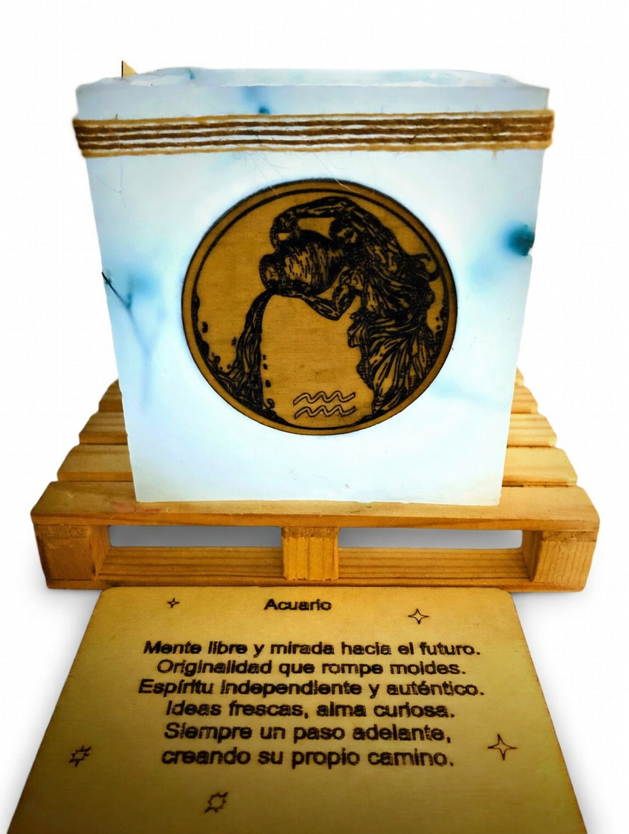vela hueca artesanal, fanal de cera, zodiaco, acuario