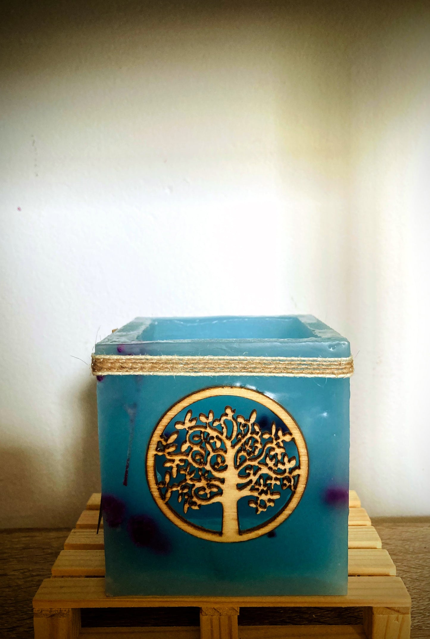 Vela hueca, Fanal Artesanal con Decoración de Árbol de la Vida y diferentes aromas – Lilinnight