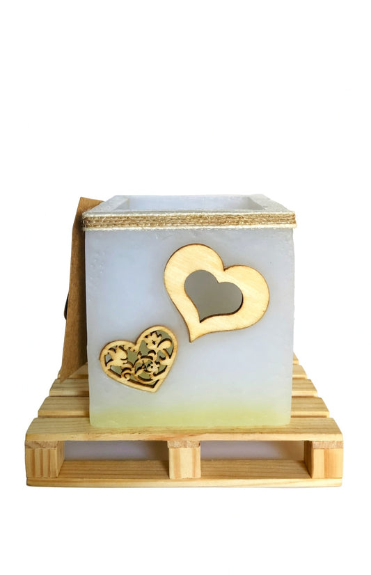 Fanal artesanal / vela hueca - Lilinnight con apliques de madera en forma de corazón —